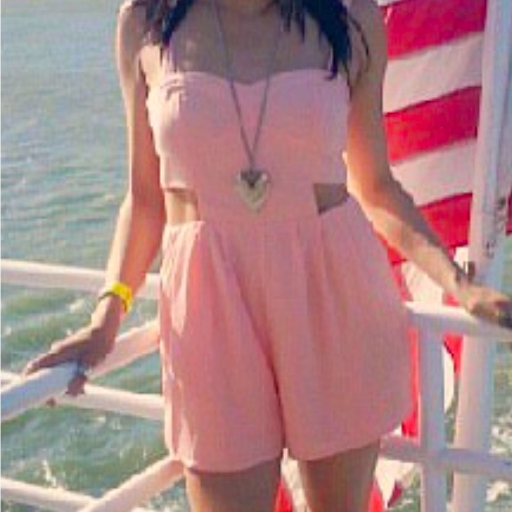 BB Dakota cutout romper - Picture 2 of 4